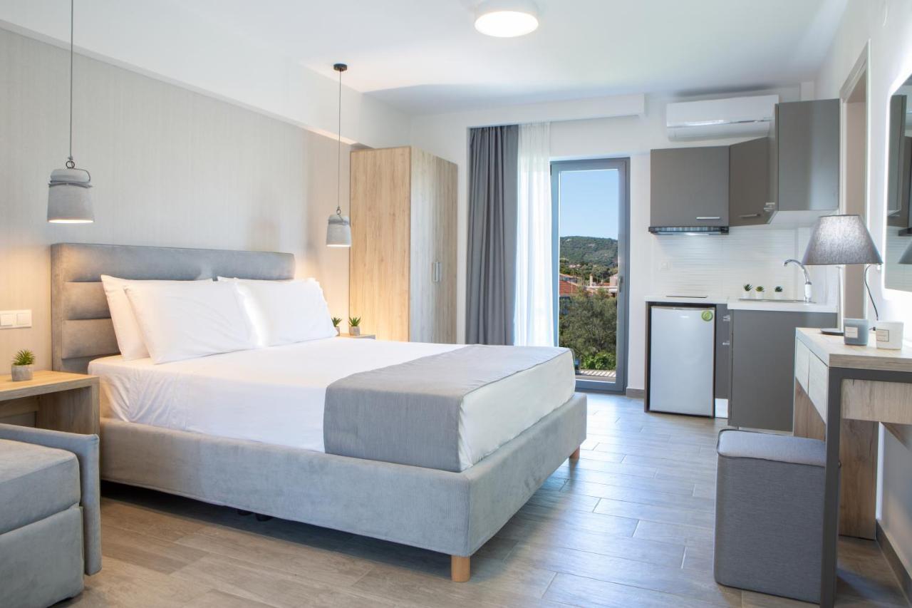 Kn Ionian Suites Nikiana Esterno foto
